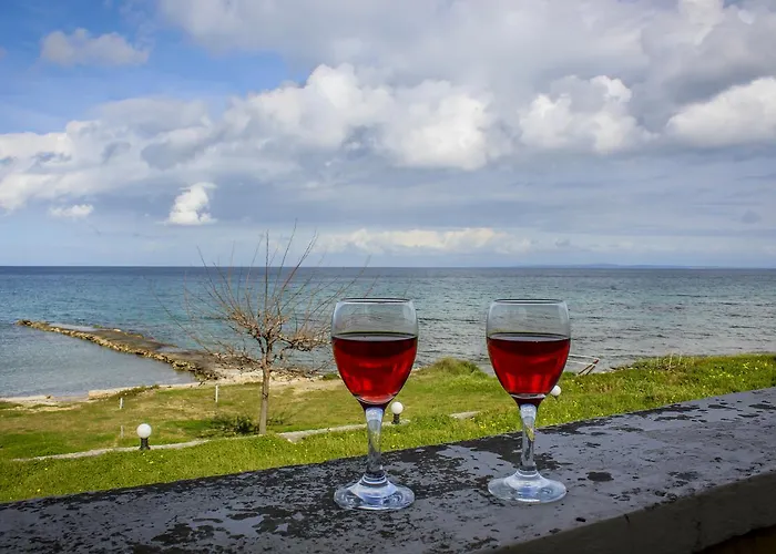 Prázdninový dům Pelagion Sea Coral - Beachfront *